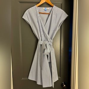 Vineyard Vines wrap dress, sz S, EUC